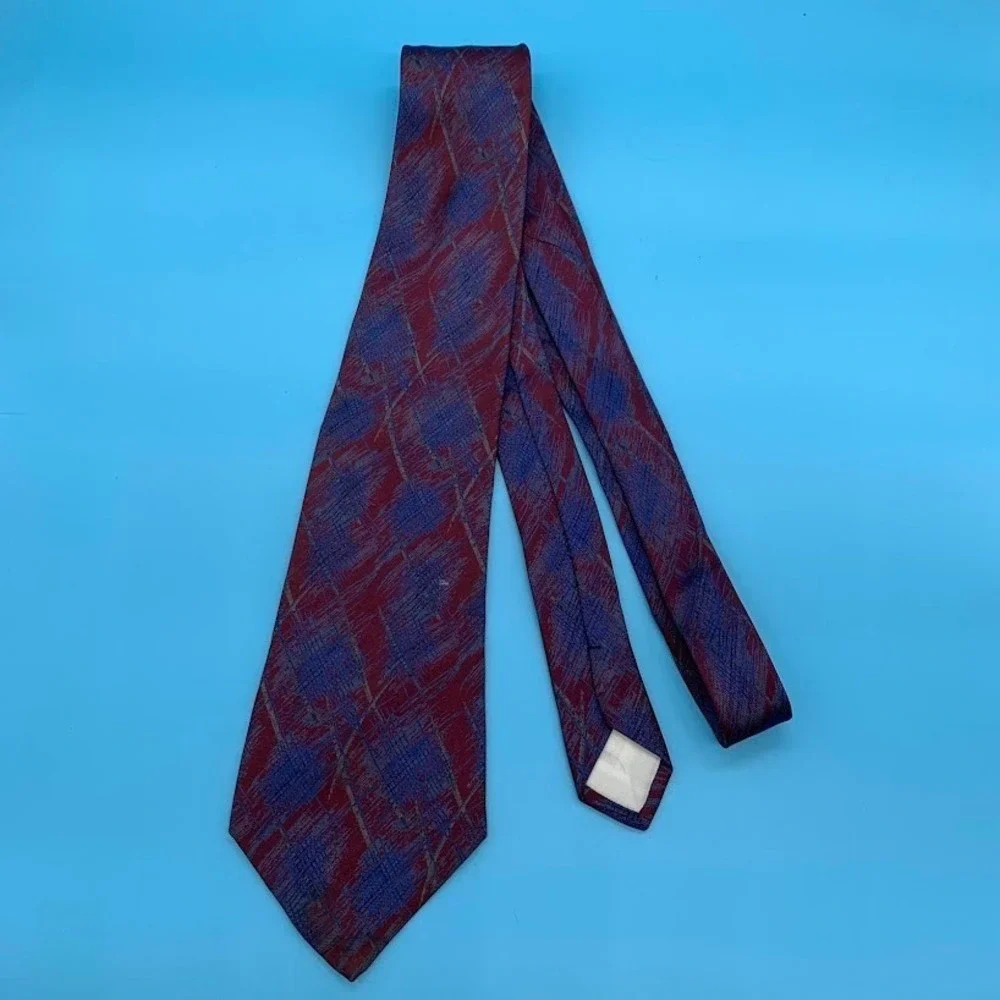 Vintage Enzo Brunattie Abstract Print Preppy Men's Classic Neck Tie